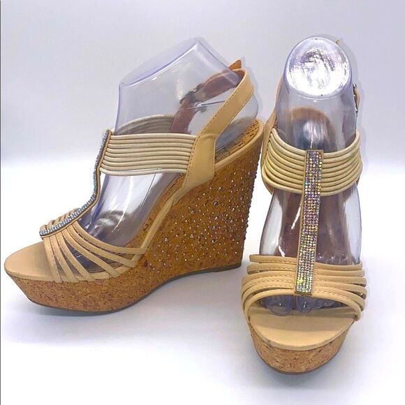 ✨ Italina Cream & Brown Embellished Wedge Sandals with Cork Platform✨GUC✨ - Picture 1 of 17